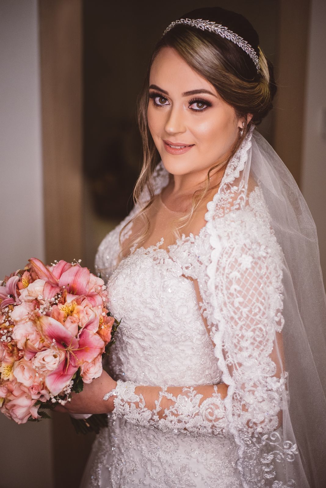 Foto Qual é o modelo ideal de VESTIDO DE NOIVA para o seu corpo (por Sara Lourenço) Foto Qual é o modelo ideal de VESTIDO DE NOIVA para o seu corpo (por Sara Lourenço) - Imagem 34