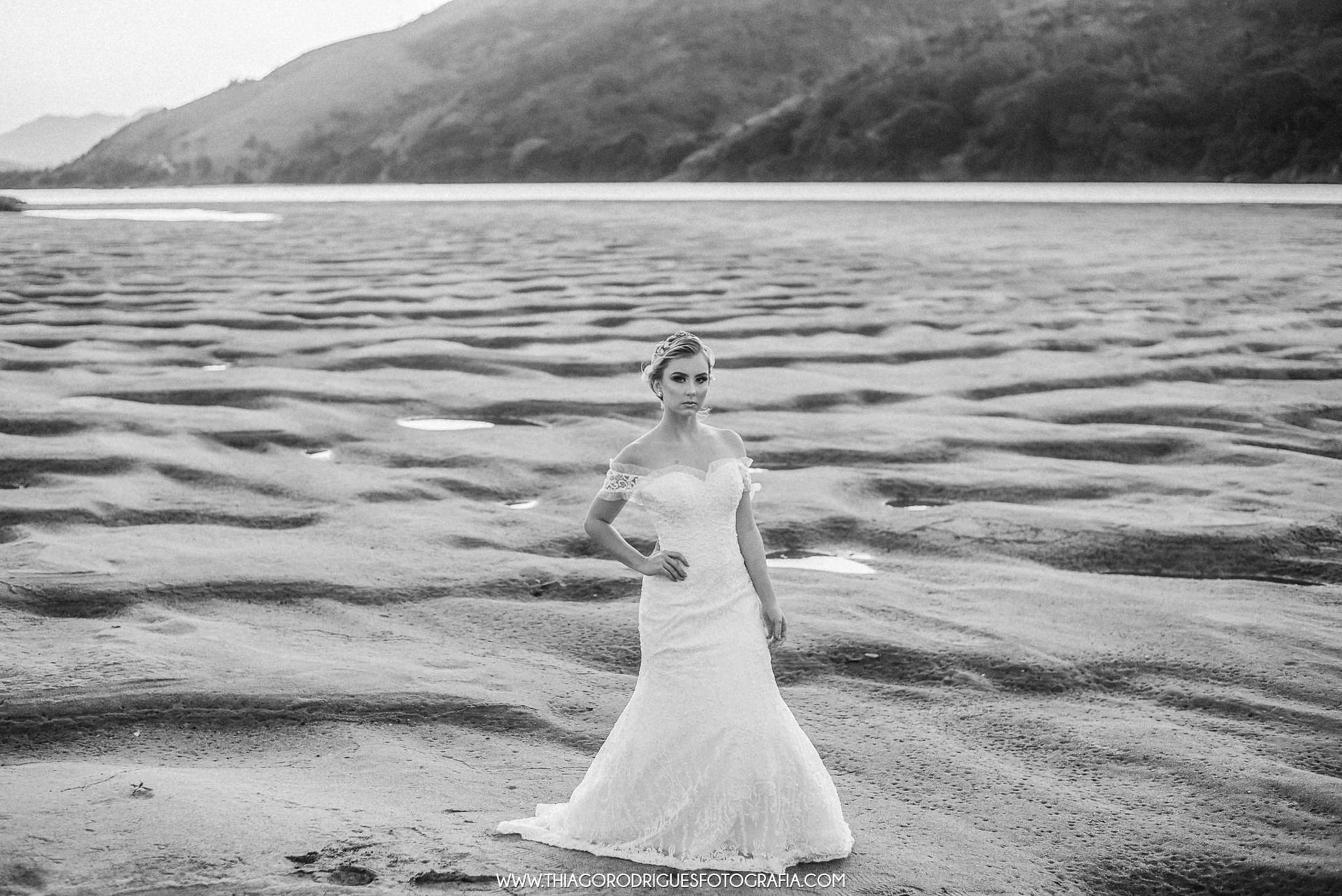 Foto Editorial de Noiva Foto Editorial de Noiva - Imagem 190
